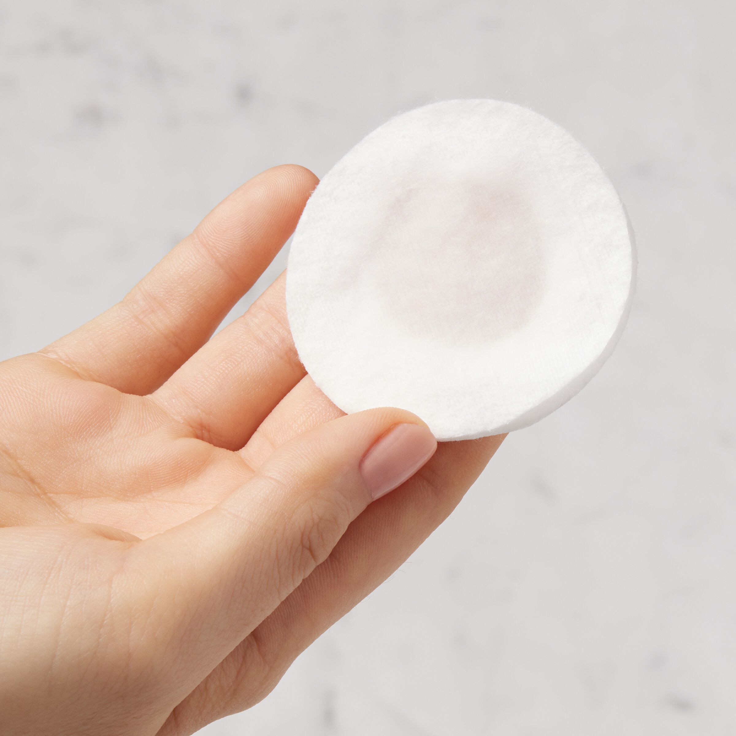 Daily Refining Milk-Peel Toner Anwendung