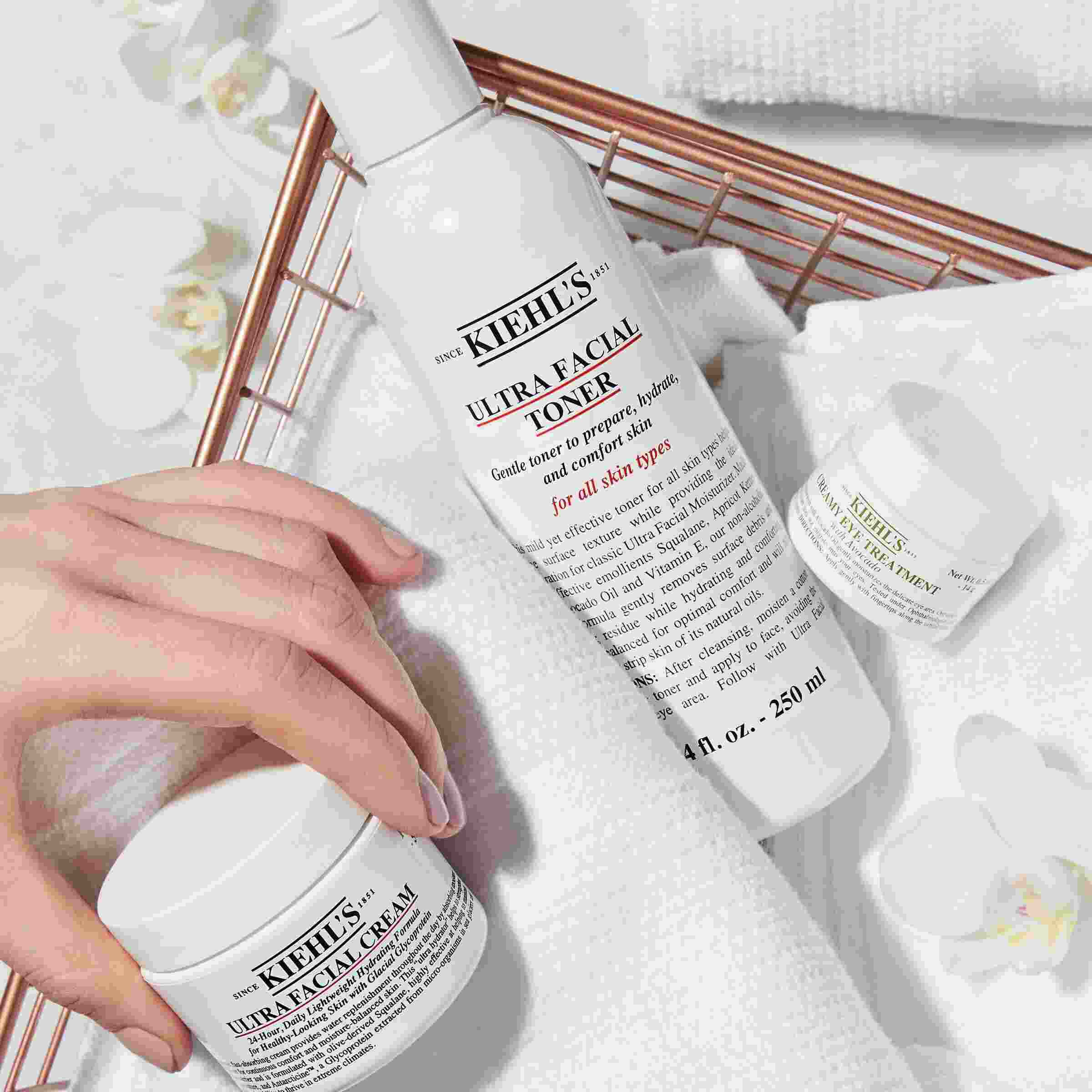 Ultra Facial Toner Anwendung