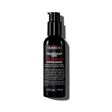 Eine 75-ml-Flasche Kiehl's Age Defender Power Serum vor weißem Hintergrund.
