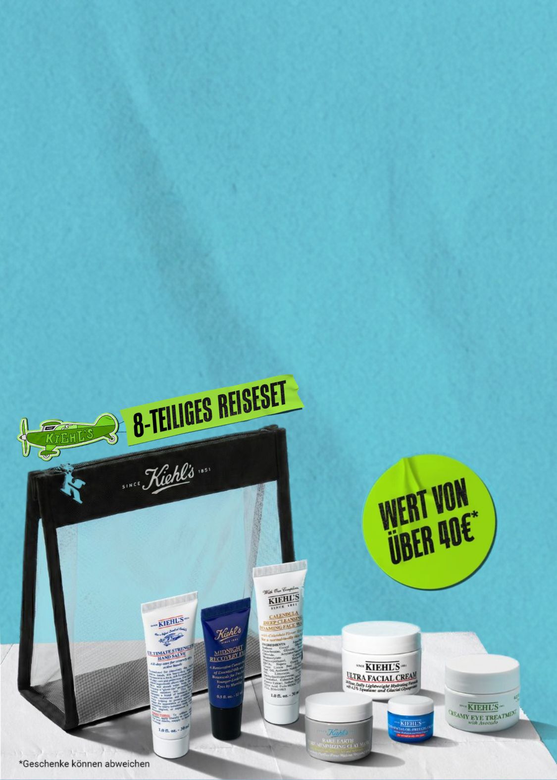 Kiehl's Werbebanner auf turkisblauem Hintergrund: 8-teiliges Reiseset im Wert von uber 40€* in einer transparenten Kiehl's Kosmetiktasche, mit Ultimate Strength Hand Salve, Midnight Recovery Eye, Calendula Deep Cleansing Foaming Face Wash, Ultra Facial Cream, Rare Earth Pore Minimizing Clay Mask, einem blauen Produkt sowie Creamy Eye Treatment with Avocado. *Geschenke konnen abweichen.