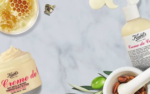 Banner mit Creme de Crops im Hintergrund