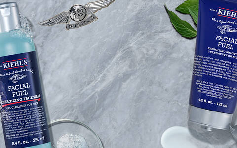 Banner mit Facial Fuel Produkten im Hintergrund